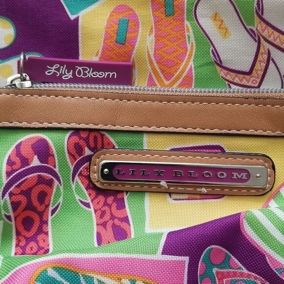 Lilly Bloom Multicolored Crossbody Bag Sz Medium - Picture 4 of 12